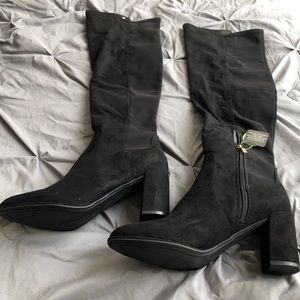 Cute over the knee heeled boots. size 10 wide.